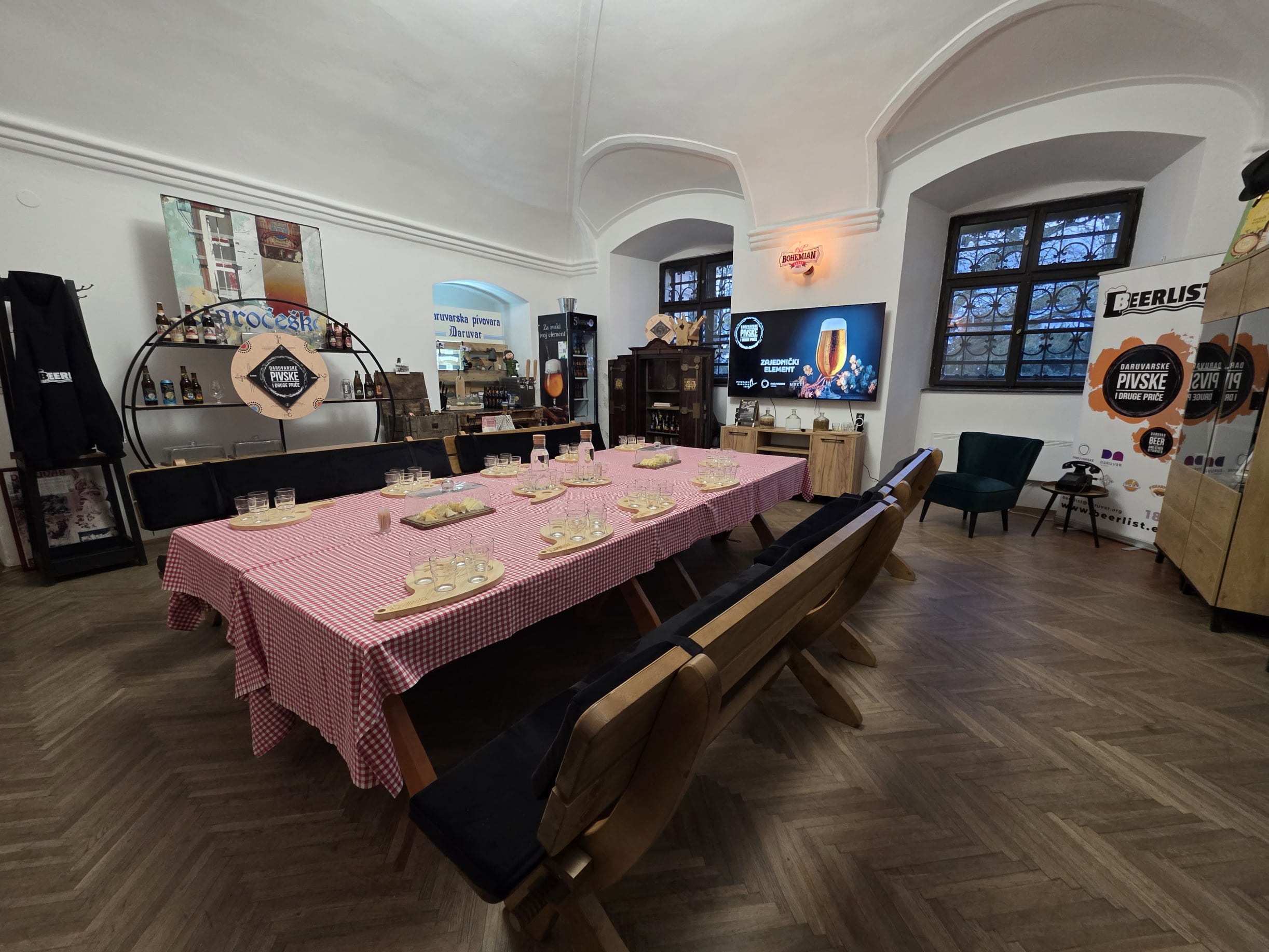 Pivska soba - Foto: Miran Husak